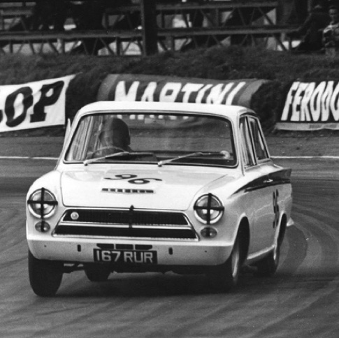 Snetterton 1963 Jimmy Lors de la1ère course Cortina
Contribution de BOAC 200 Forum Autodiva
